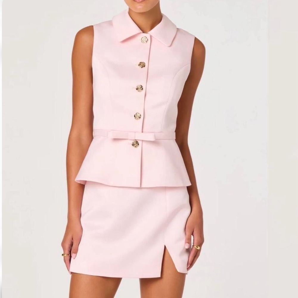 Astr Pink Sleeveless Peplum Mini Dress with Gold Buttons